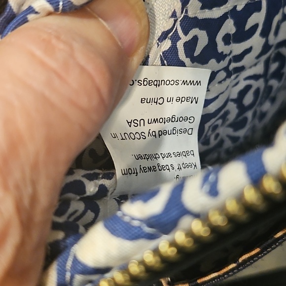 8" x 8" Scout Bag Navy Blue Taylor Wink Crossbody Shoulder Bag zippered - Picture 8 of 9